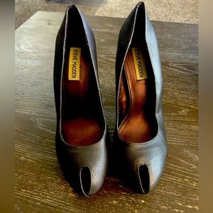 Steve Madden slate grey heels gently worn size 8